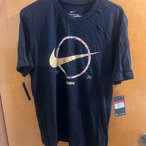 Nike International 2020 tee Large